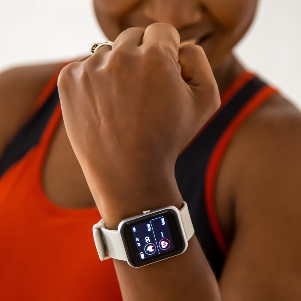 Lady with Watch with Heart Rate Monitor Roam| Fitness tracking